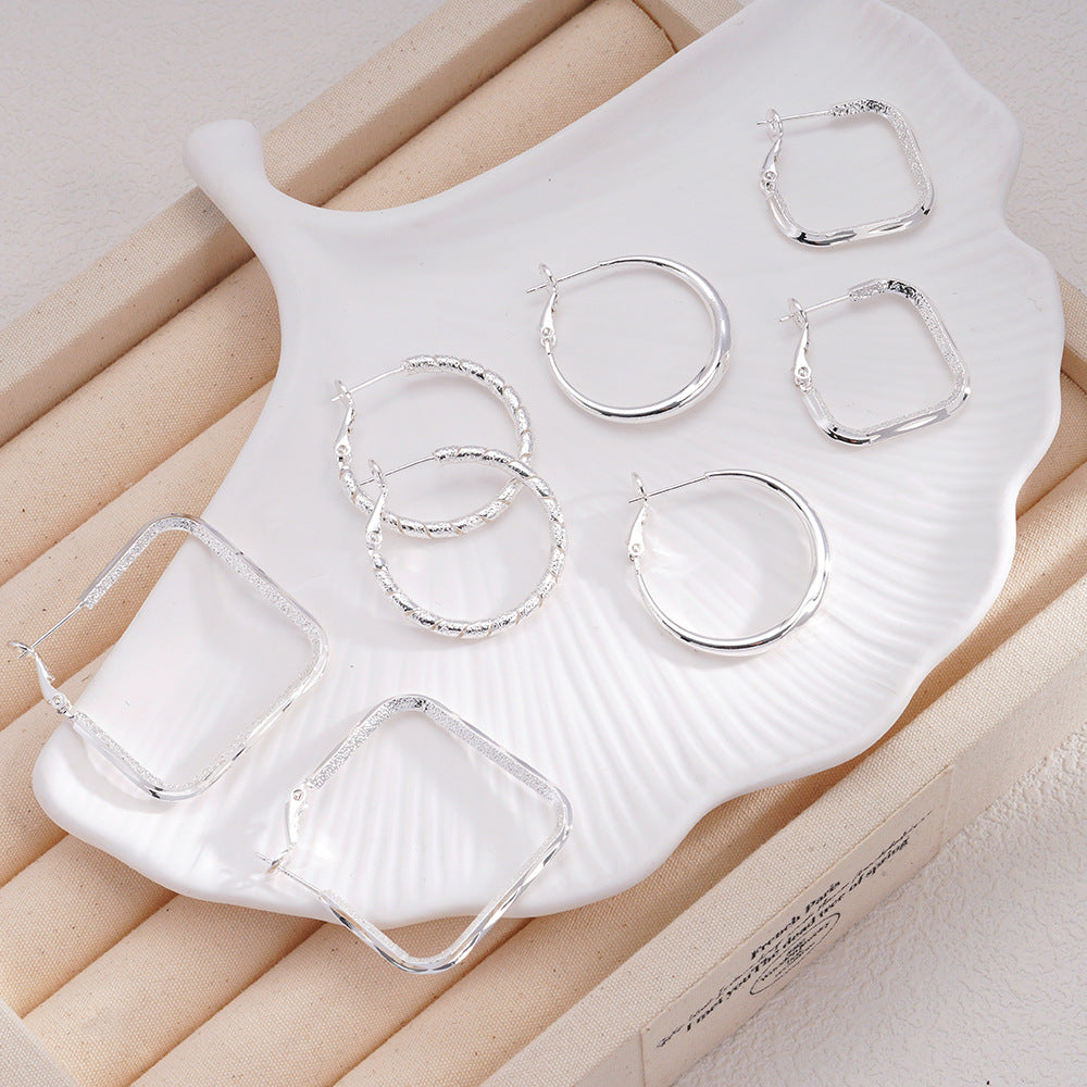 Fashionable Edgy Minimalist Square Earrings With A Cool Understated Vibe