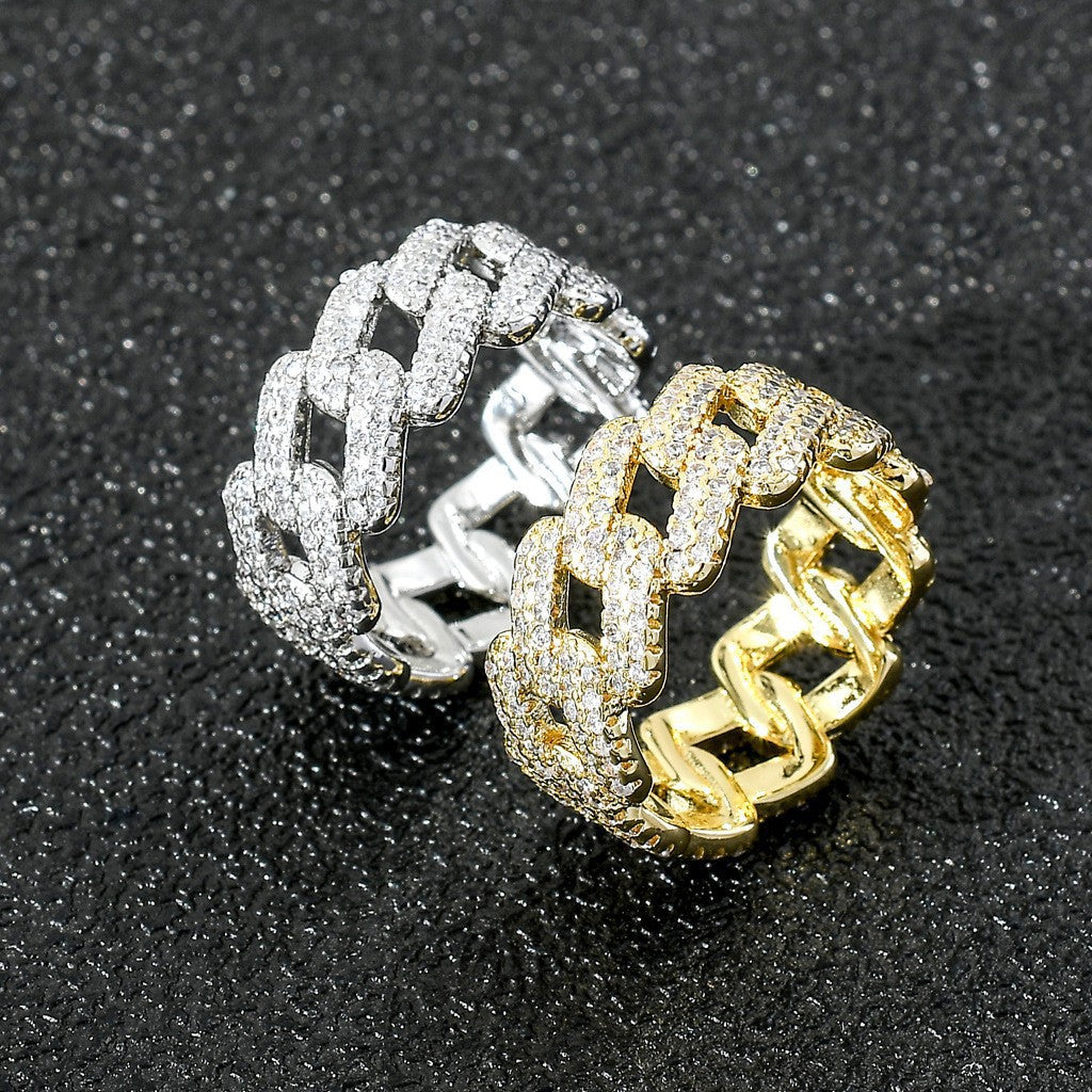 14K Gold Ring With A Hollowed-out Chain Design And Fully Paved With Diamonds