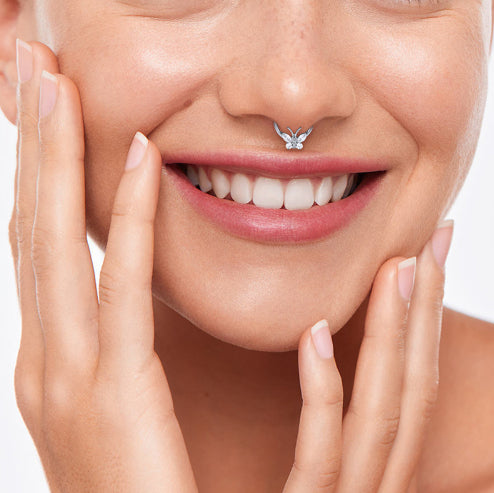 Fashion Butterfly Inlaid Zircon Closed Ring Nose Ring Stud Earrings Titanium Alloy Human Body Piercing Accessories