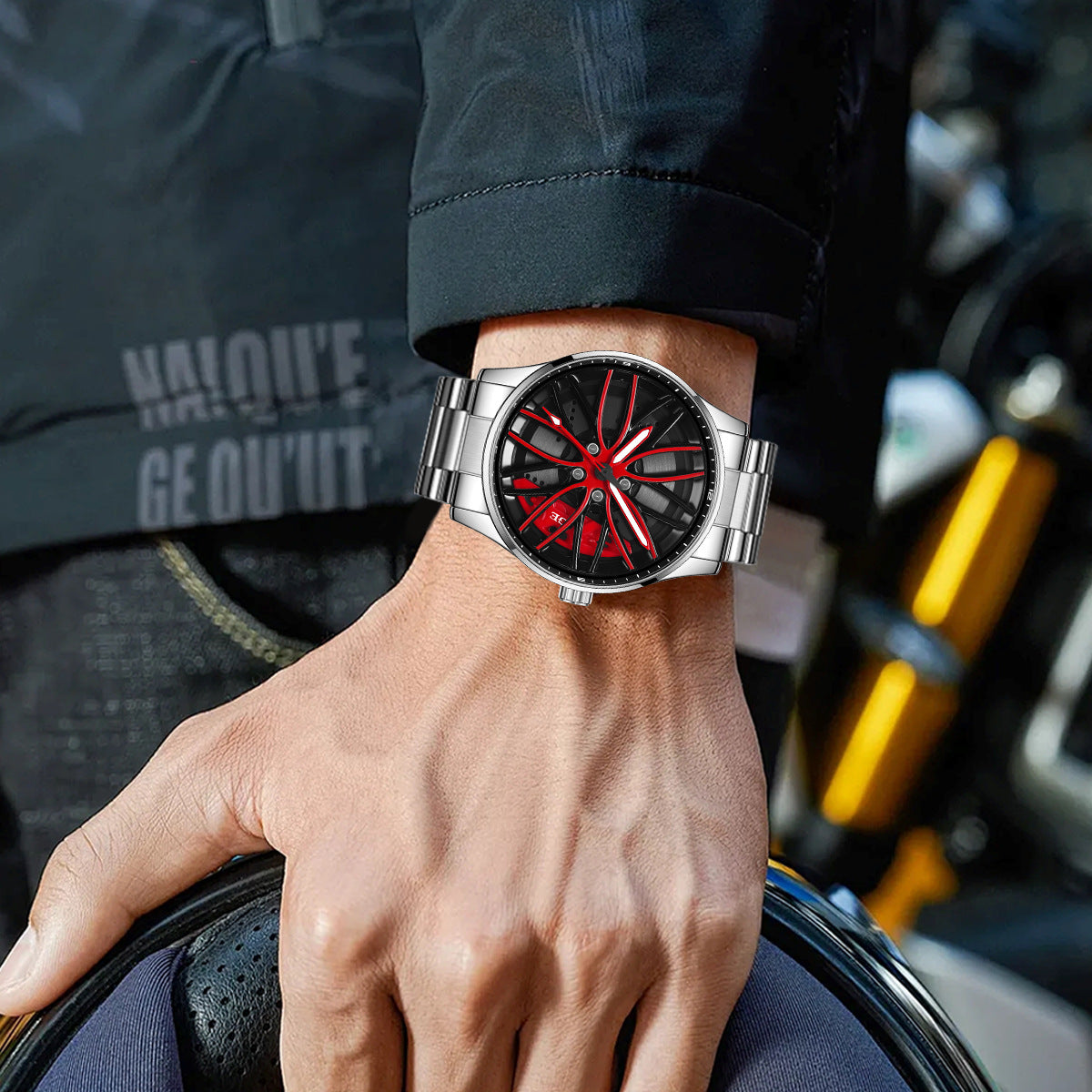 Rotating Dial Watch With A Hollowed-out Design