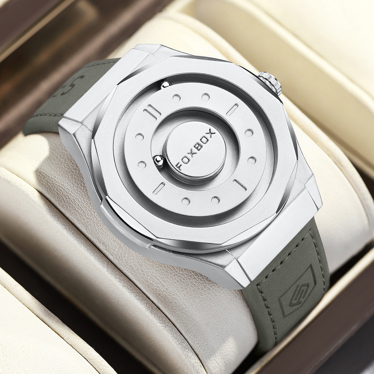 Quartz Watch With A Personalized Magnetic Ball Design