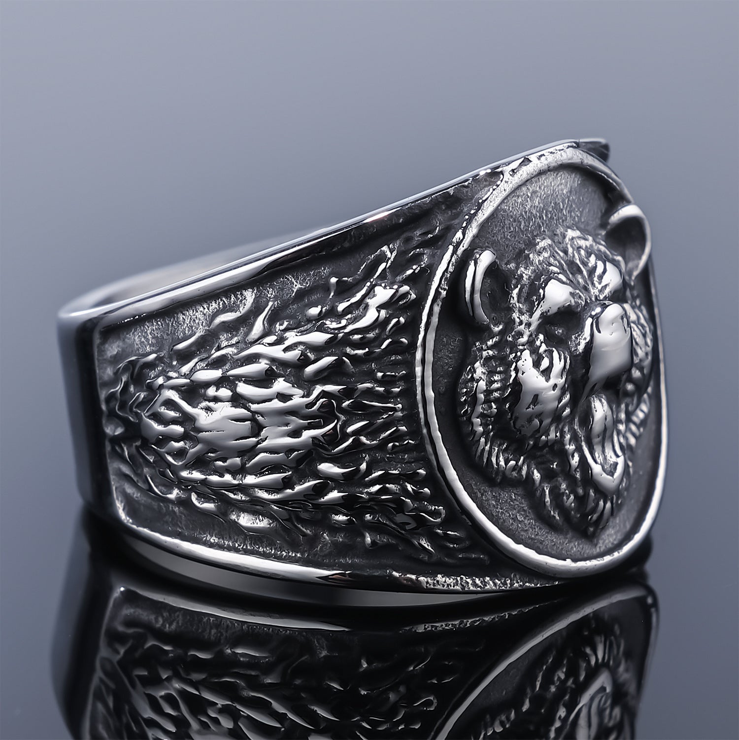 Vintage Bold 3D Bear-Head Titanium Steel Ring For Men