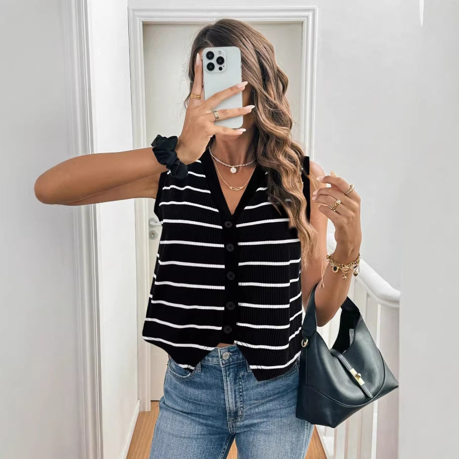 Stylish And Minimalist Sleeveless Top For Women