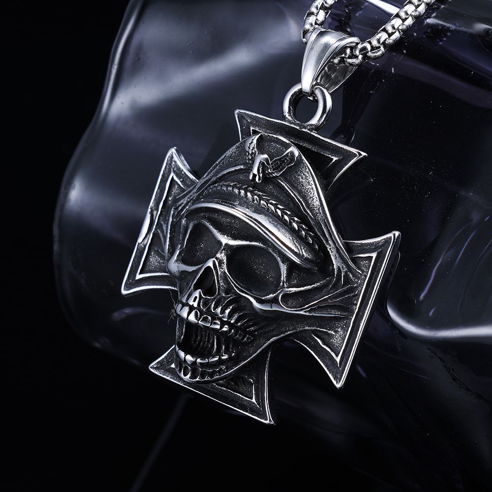 Cross Pirate Series Pirate Skull Titanium Steel Pendant