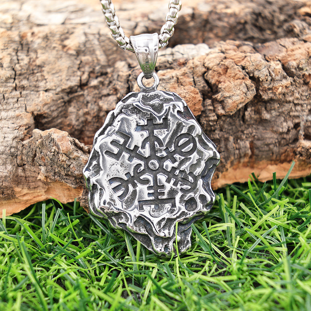 Retro Titanium Steel Pendants From Europe And The US