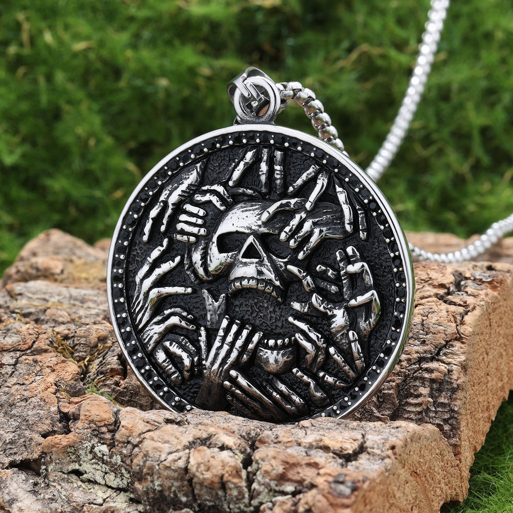 Fashionable Minimalist Retro Designed Alloy Pendant