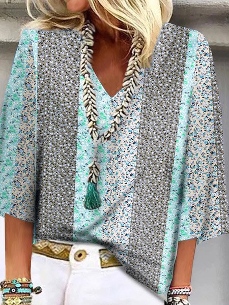 Womens V-neck Fashionable Printed Casual Top