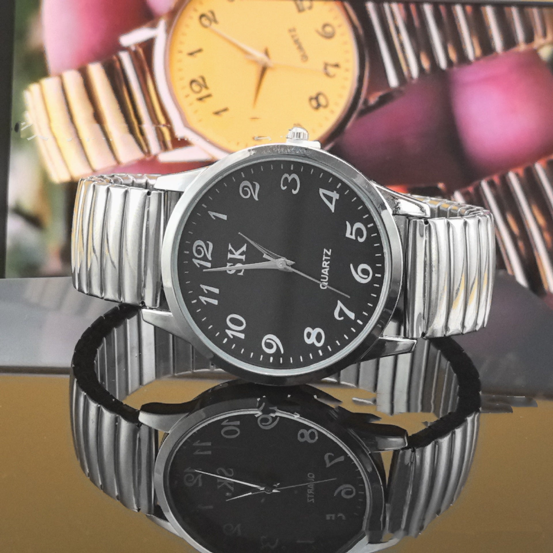 Quartz Watch With A Pointer-style Digital Face For Men And Women