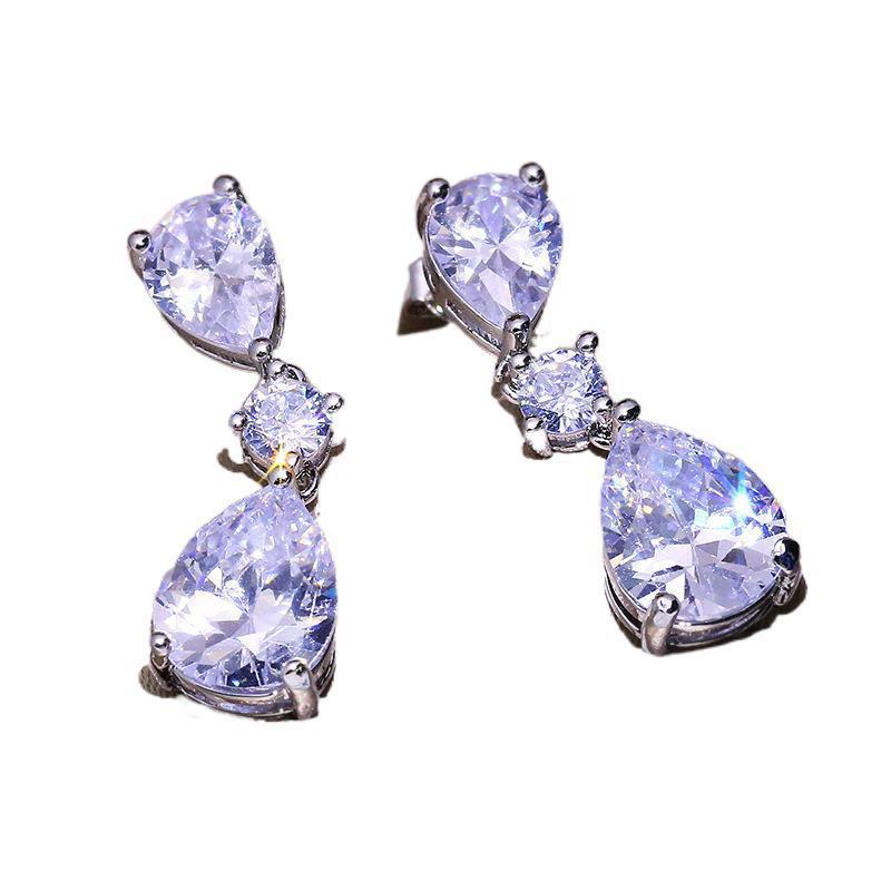 Chic Water-drop-shaped Zircon Earrings Korean Style