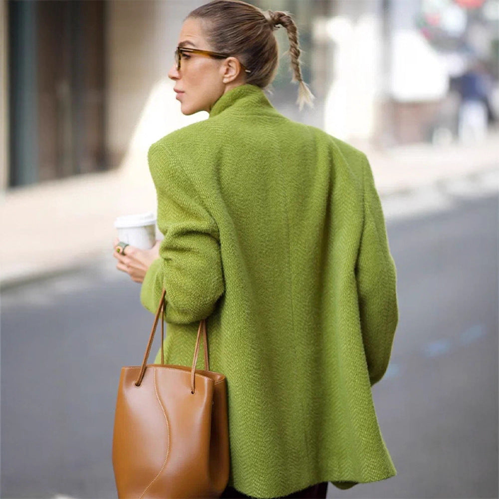 Elegant Solid-Color Blazer With A Single Button