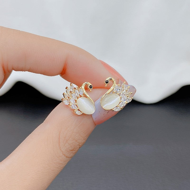 Warm Cat Eye Stone Swan Elegant Super Fairy Earrings