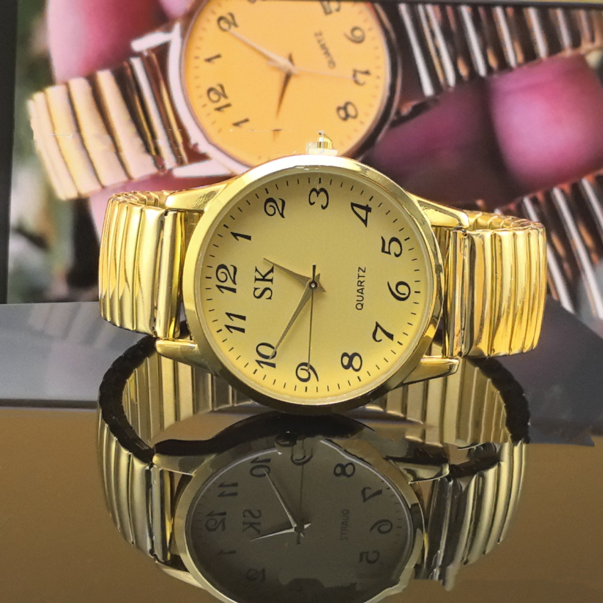 Quartz Watch With A Pointer-style Digital Face For Men And Women