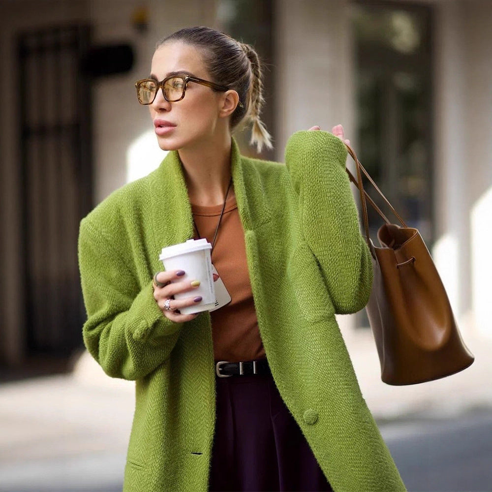 Elegant Solid-Color Blazer With A Single Button