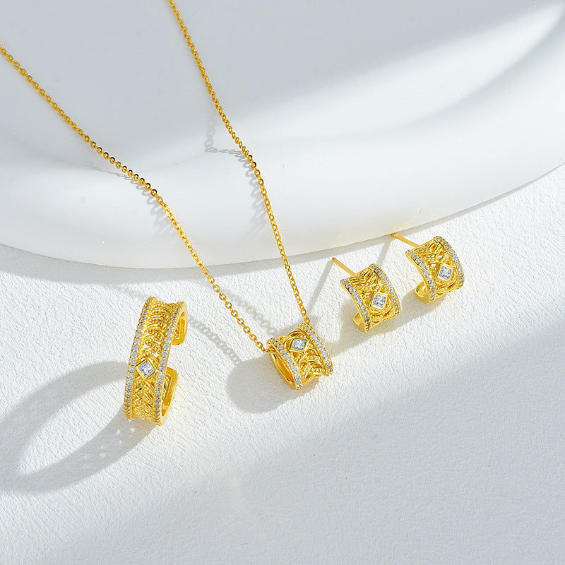 Brocade-Weave Filigree Stud Earrings S925 Sterling Silver Light Luxury High-End Diamond-Inlaid Sand Gold