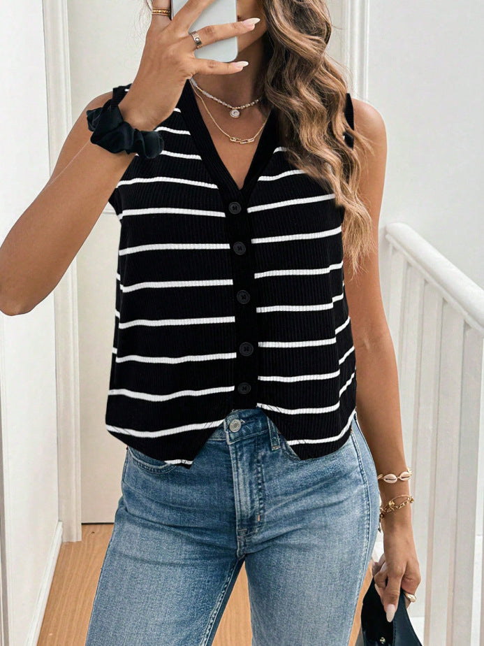 Stylish And Minimalist Sleeveless Top For Women