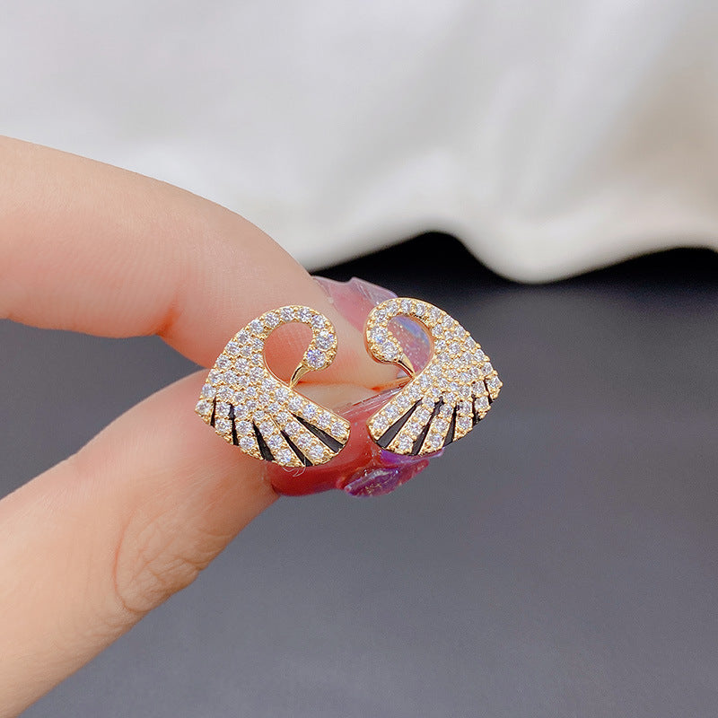 Warm Cat Eye Stone Swan Elegant Super Fairy Earrings