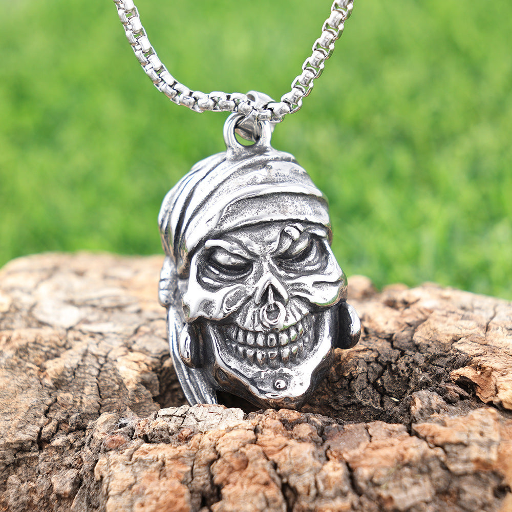 Trendy Titanium Steel Skull Necklace With A Personalized Skull Design