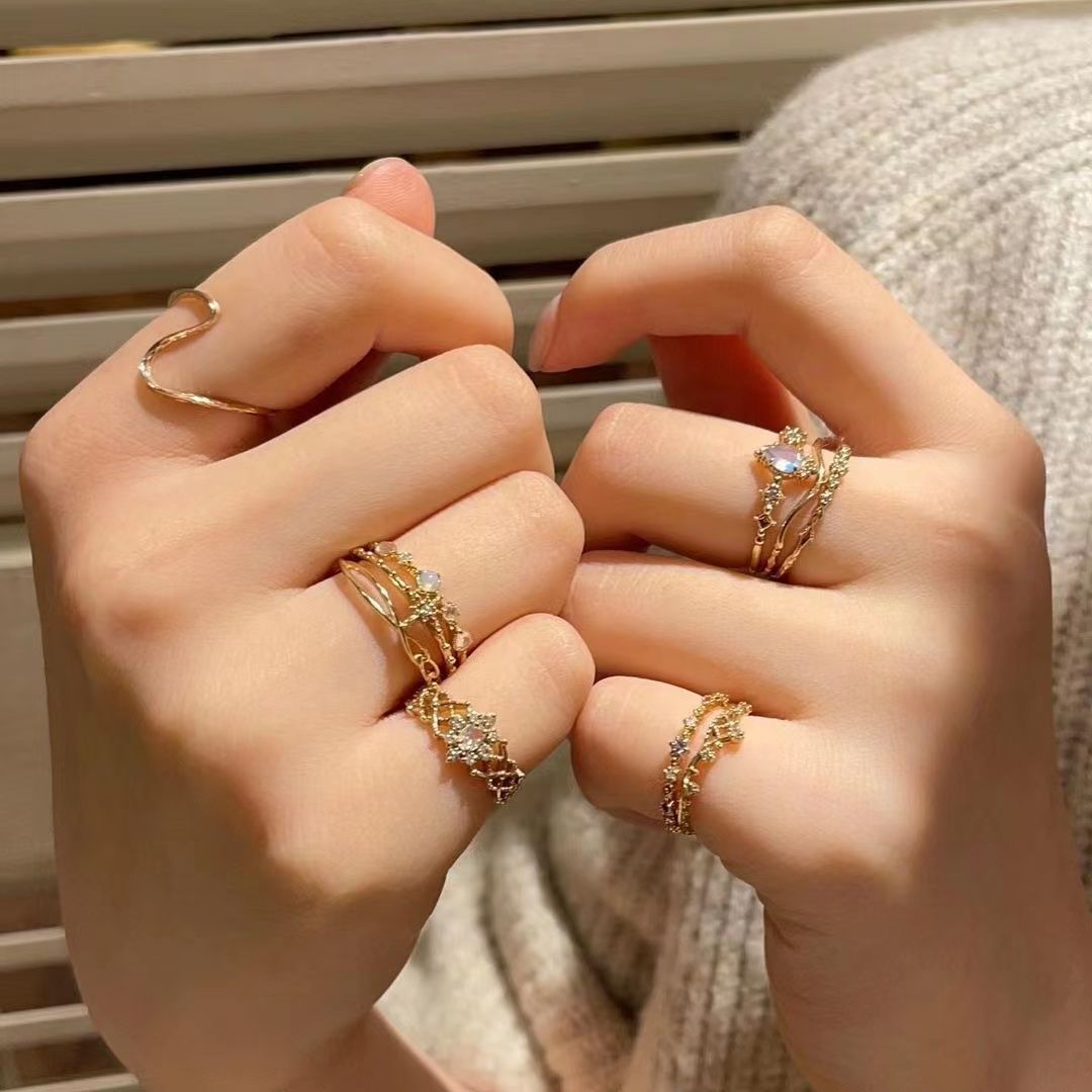 Womens Snowflake PetalRhodium-Plated Vintage Artistic Silk Ring